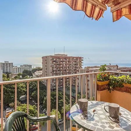 1 Bedroom Gorgeous In Apartment