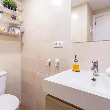 Apartment 1 Bedroom Gorgeous In Benalmadena